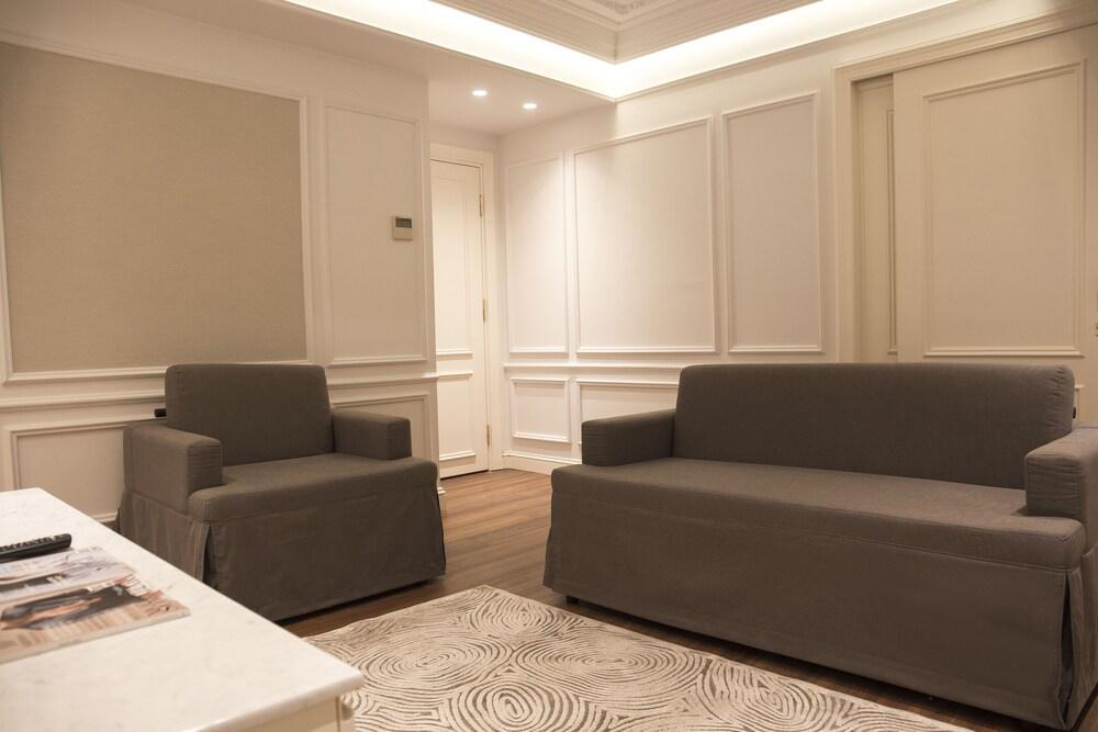 Mina - Special Category İstanbul